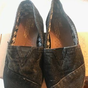TOMS corduroy shoes